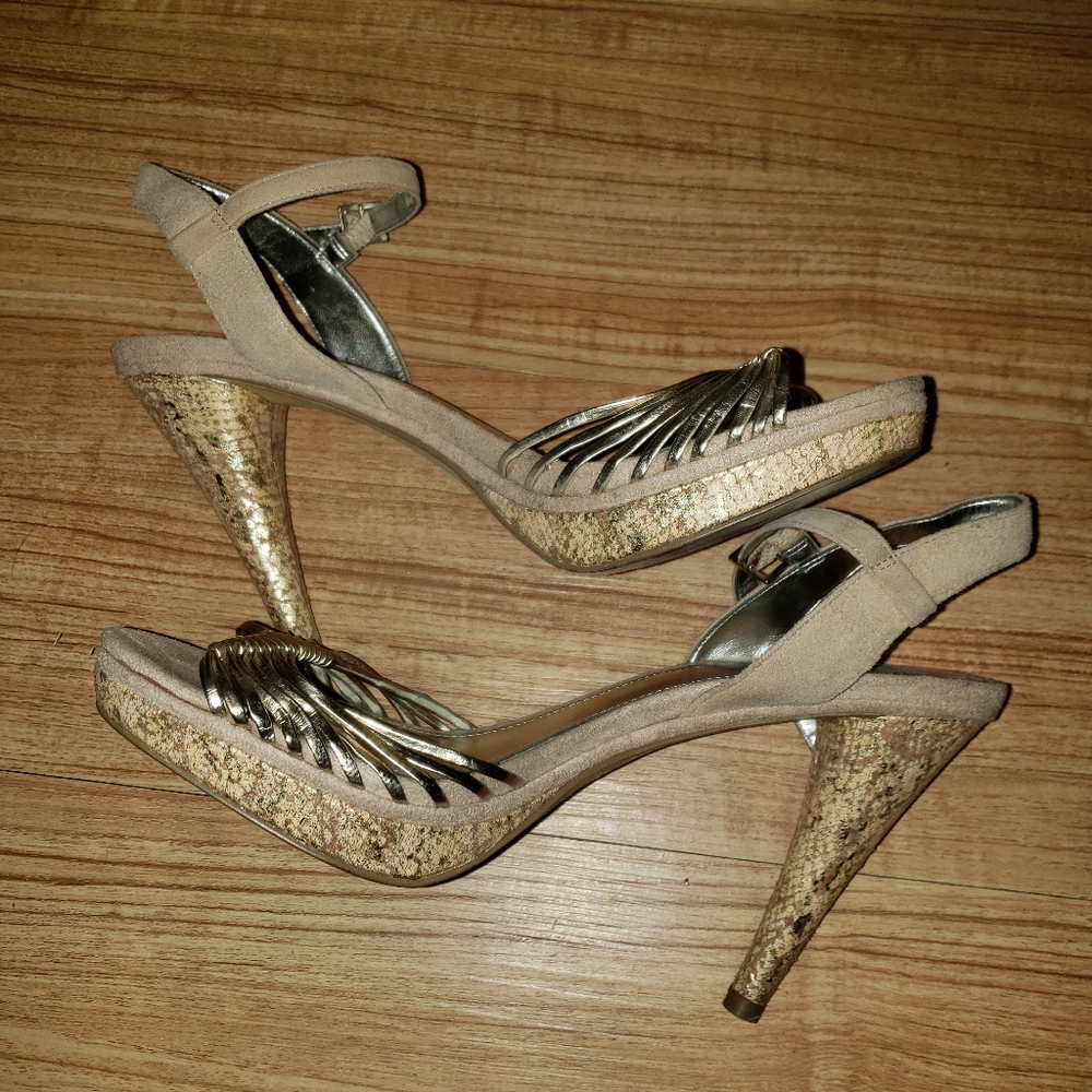Gold 4" heeled Alfani sandals-size 8.5